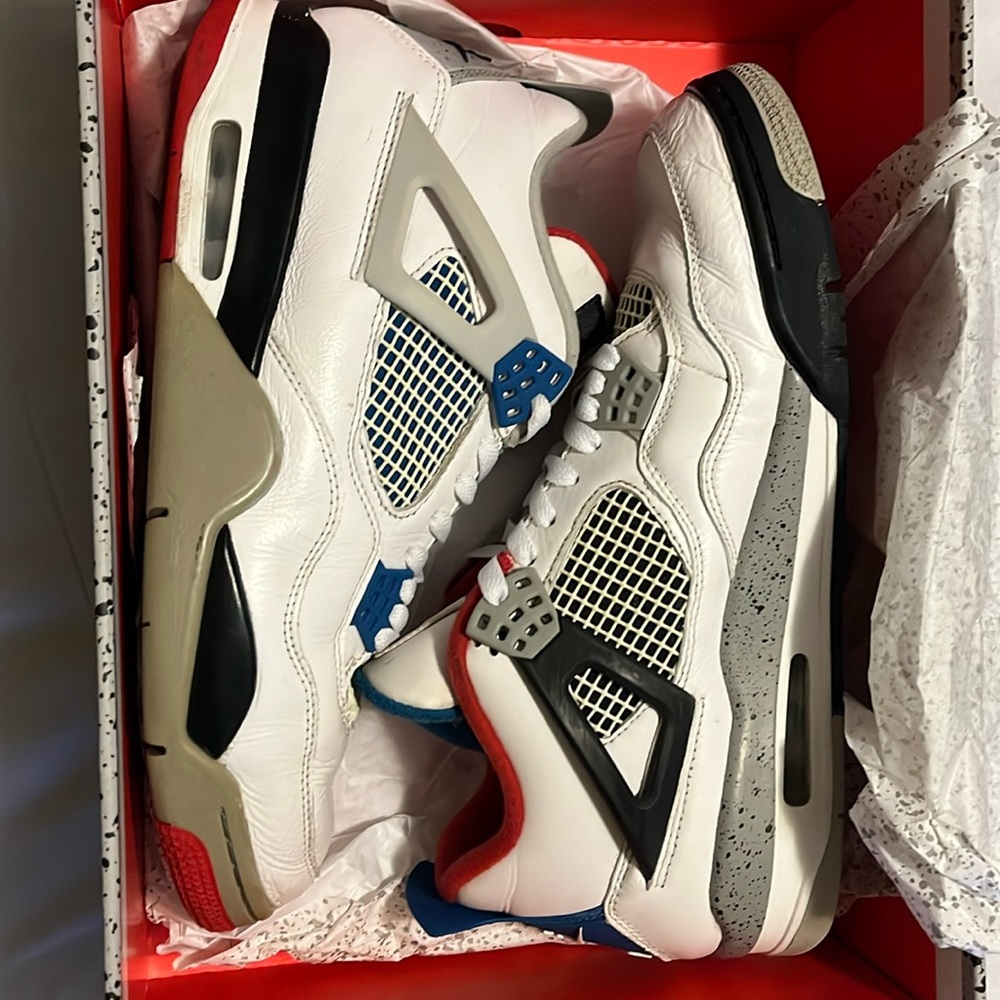 What the 4s